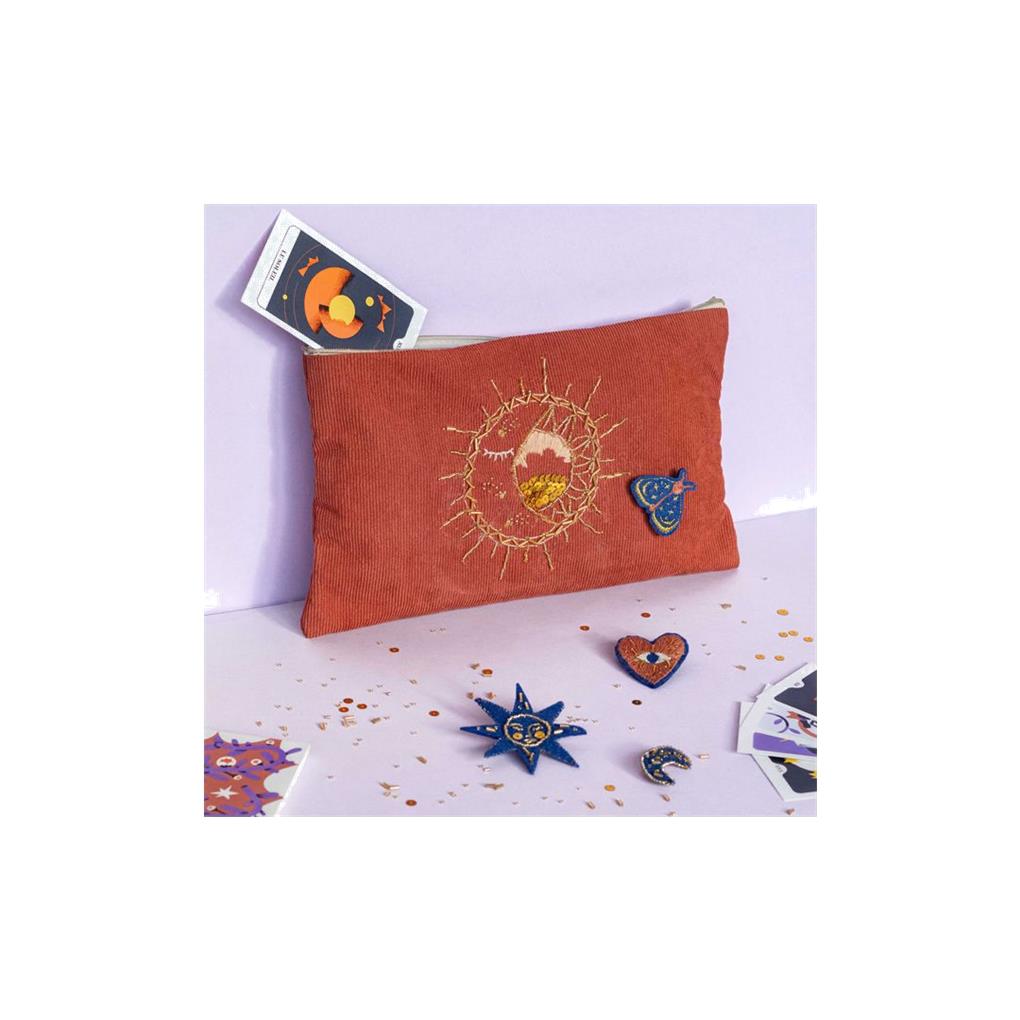 DIY LA PETITE EPICERIE KIT DE BORDADO ASTRONOMICO