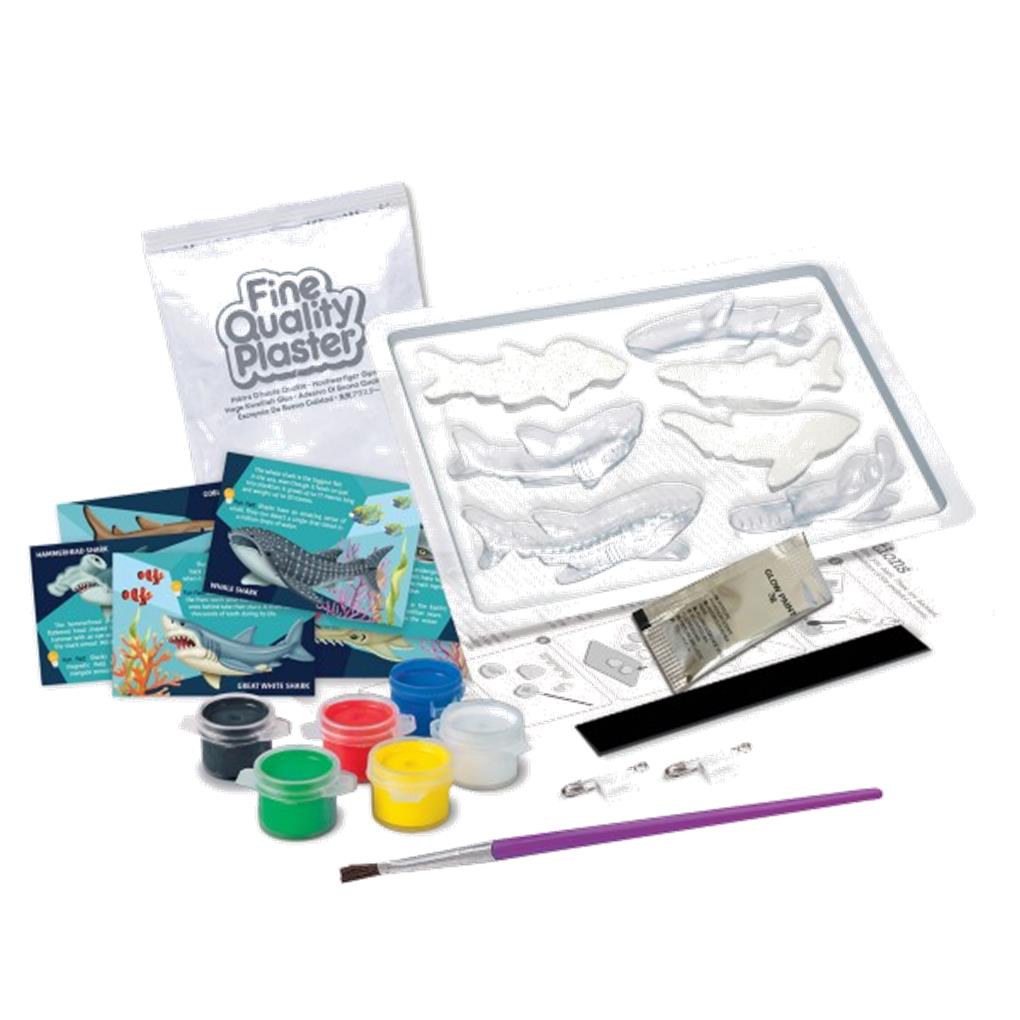 MOULD & PAINT IMANES DE TIBURONES GLOW IN THE DARK